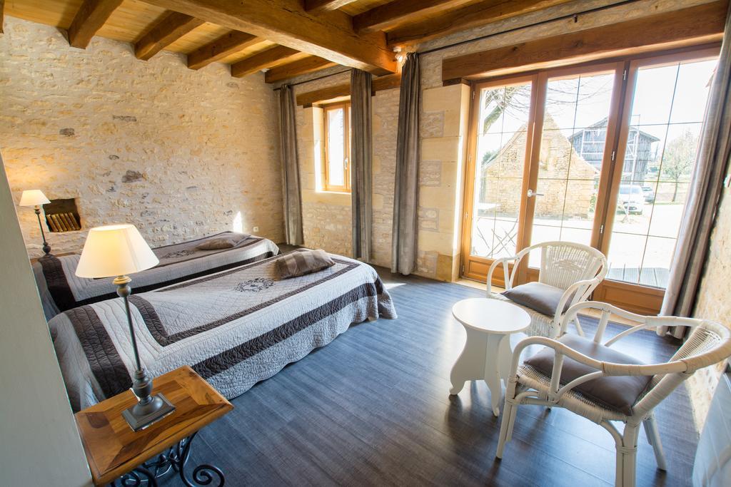 Chambres D'Hotes L'Oustralac La Chapelle-Aubareil Bagian luar foto