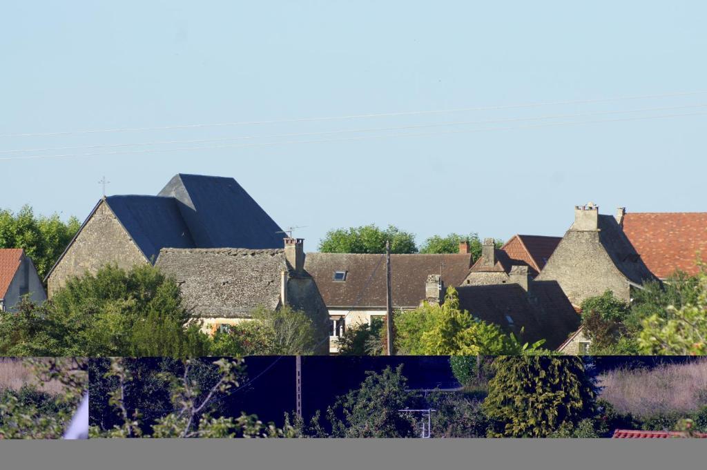 Chambres D'Hotes L'Oustralac La Chapelle-Aubareil Bagian luar foto